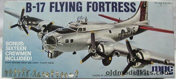 MPC 1/72 Boeing B-17G Flying Fortress with Eight Ground Crew, 2-0301 plastic model kit